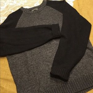 Men’s pullover sweater